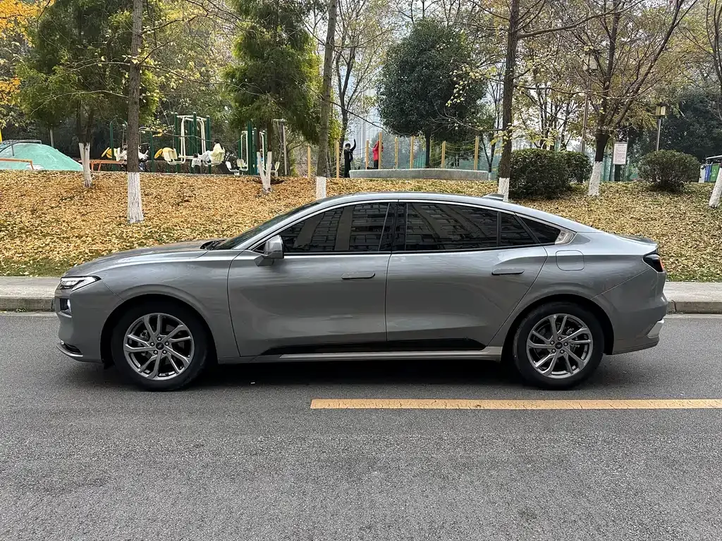 Ford Mondeo 2023 из CN, фото 8