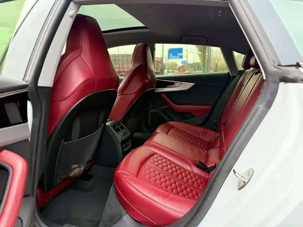 Audi A5 (Import) 2024 из CN, фото 4
