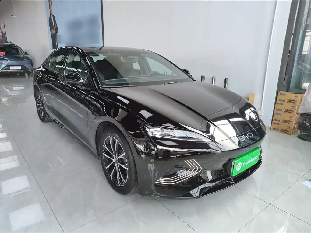 BYD Seal — фото 3