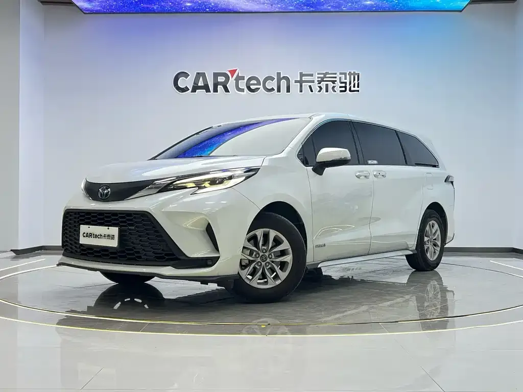 Toyota Granvia 2024 из CN, фото 1