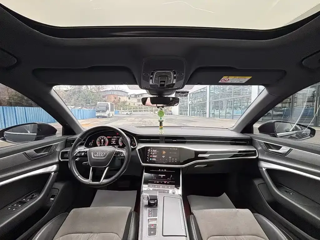 Audi A6L 2022 из CN, фото 9