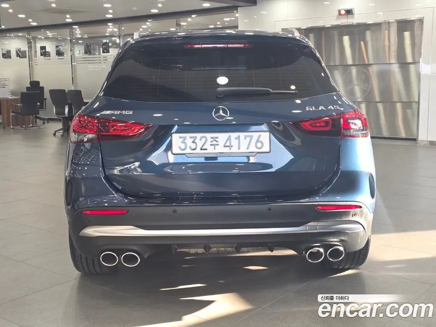 Mercedes-Benz GLA-Class — фото 6