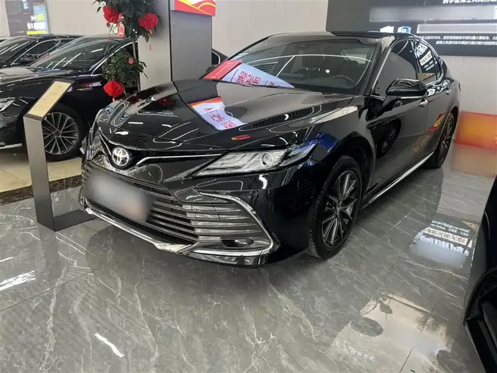Toyota Camry 2024 из CN, фото 2