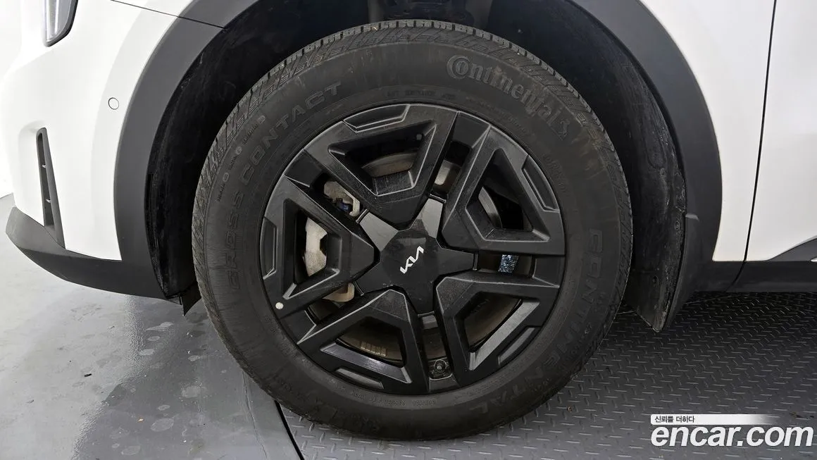 Kia Sorento — фото 7