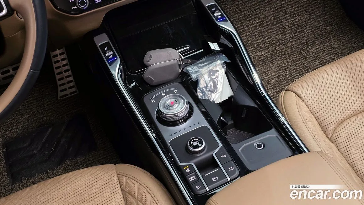 Kia Sorento — фото 9