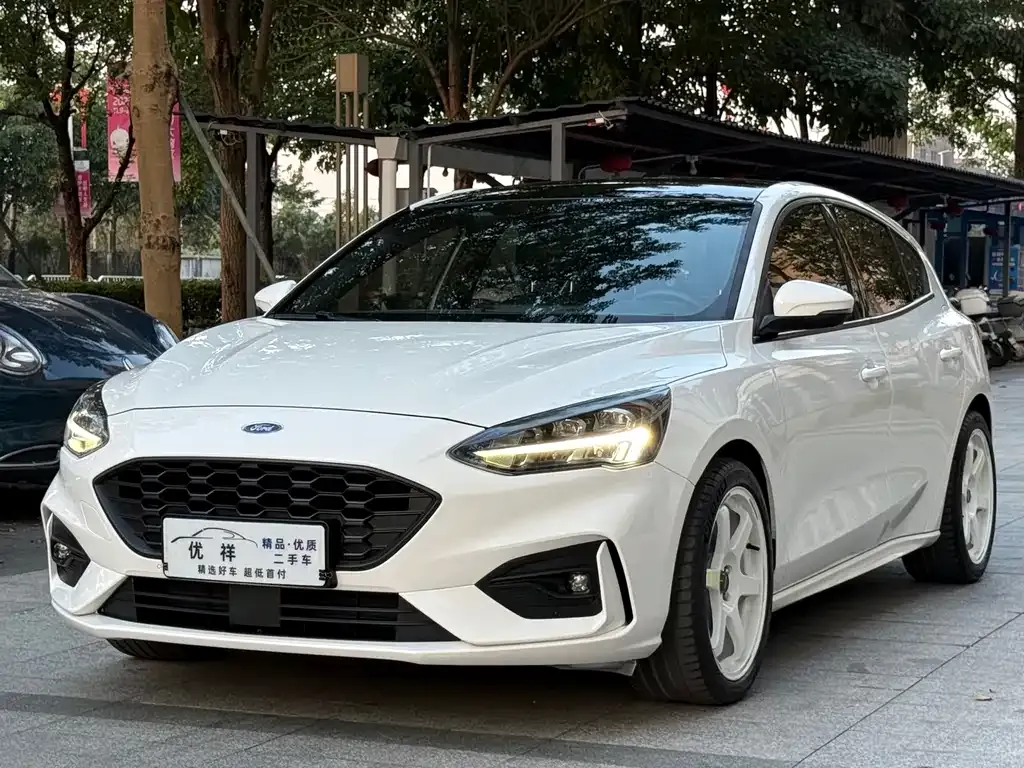 Ford Focus 2021 из CN, фото 1