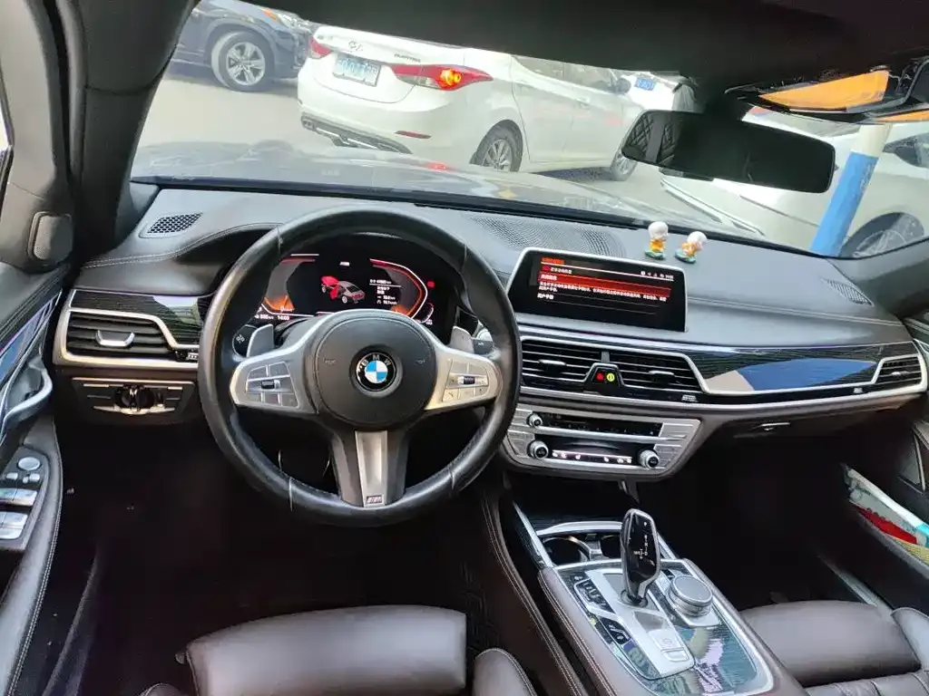BMW 7 Series 2022 из CN, фото 3