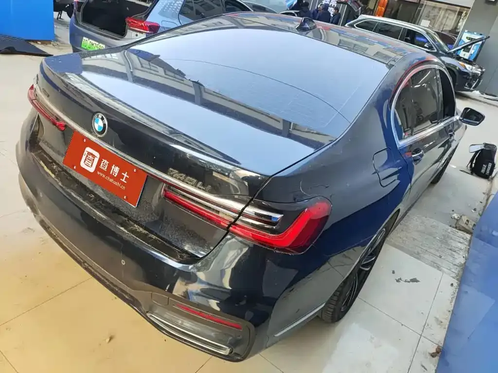 BMW 7 Series 2022 из CN, фото 2