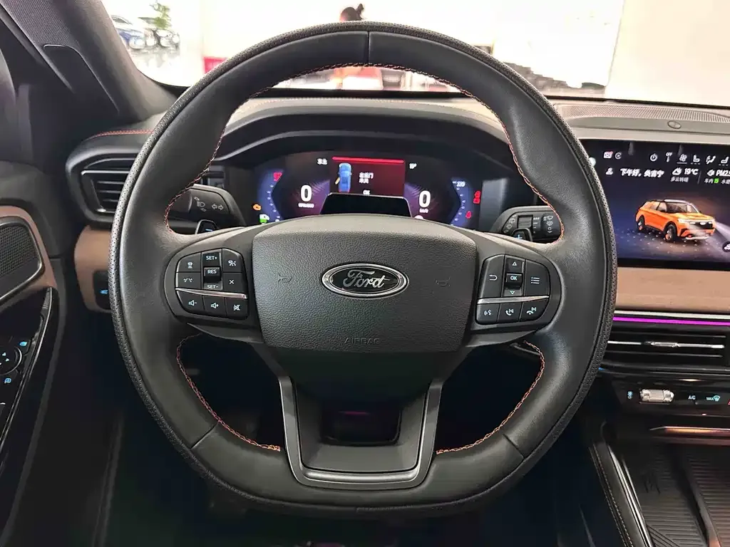 Ford Explorer 2024 из CN, фото 6