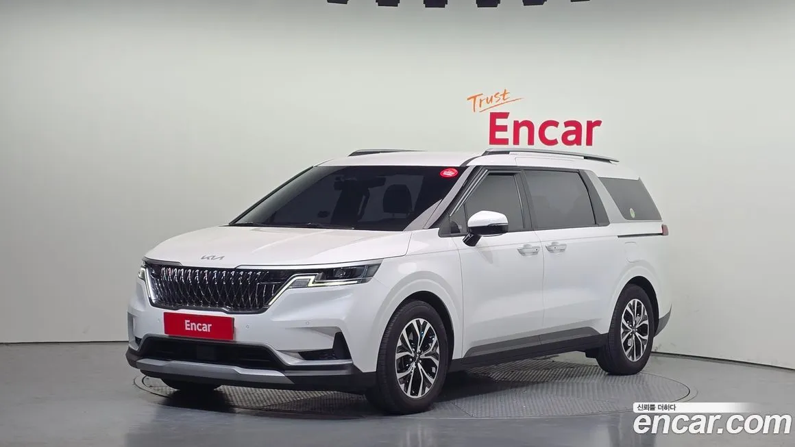 Kia Carnival 2023 из KR, фото 1