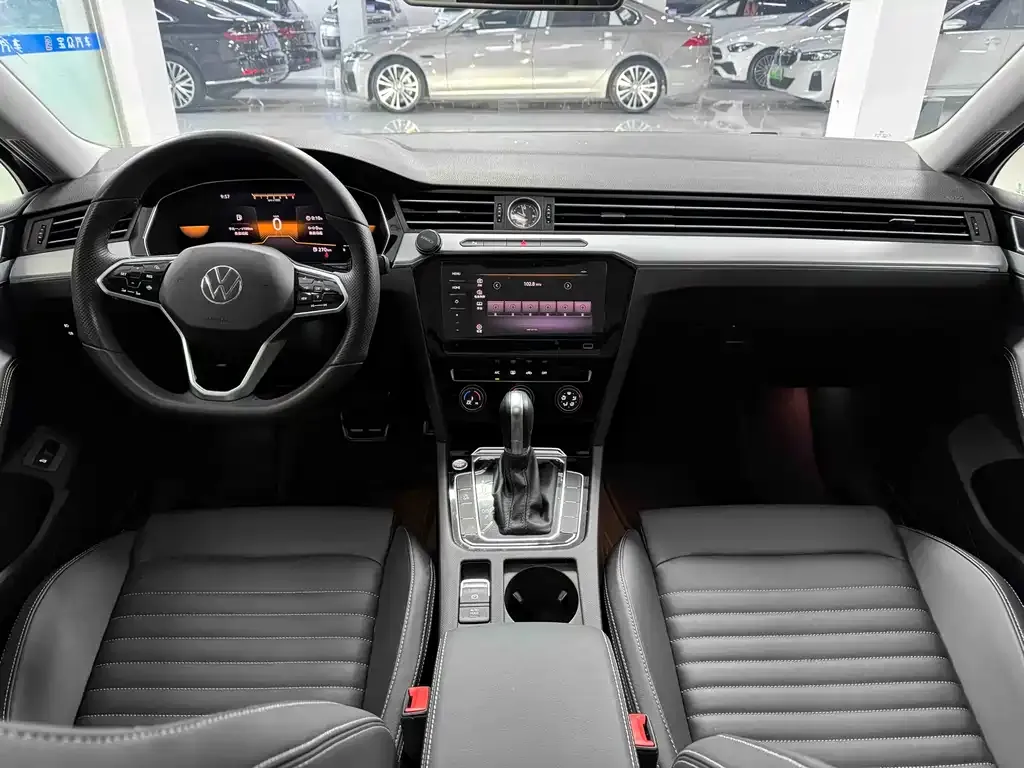 Volkswagen Magotan 2024 из CN, фото 10