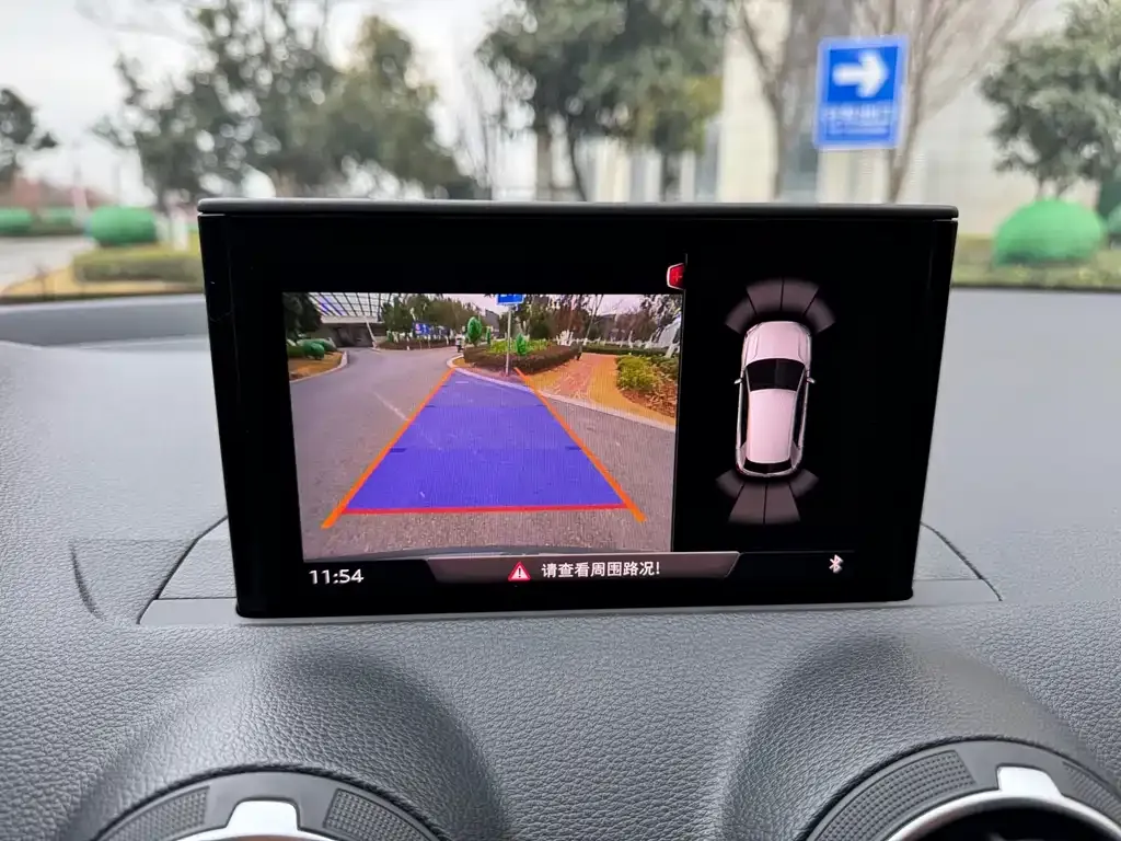 Audi Q2L 2021 из CN, фото 2