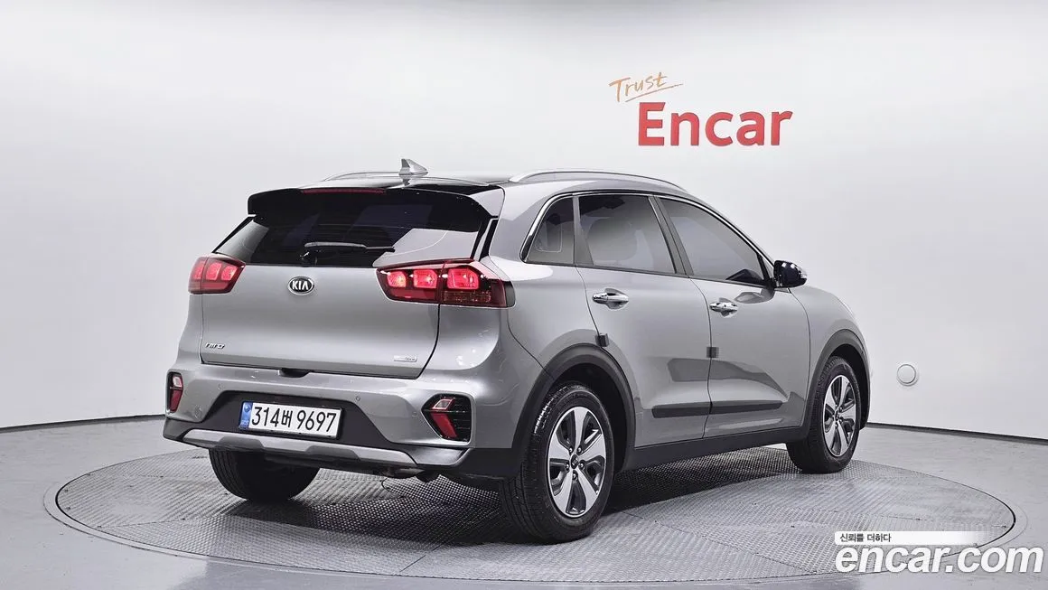 Kia Niro — фото 2