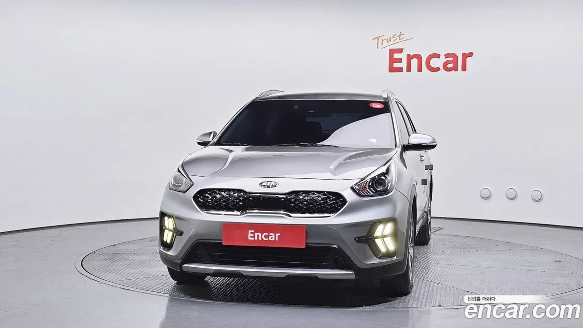 Kia Niro — фото 5
