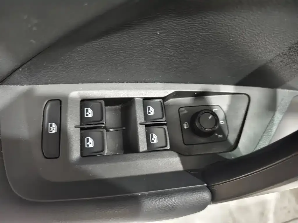 Volkswagen Tharu 2021 из CN, фото 2