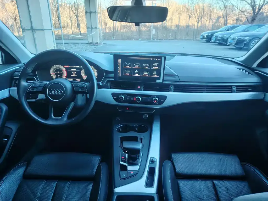Audi A4L 2023 из CN, фото 5
