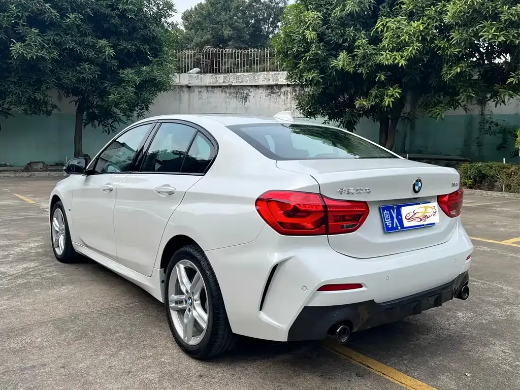 BMW 1 Series — фото 10