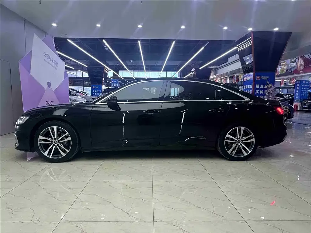 Audi A6L 2024 из CN, фото 5