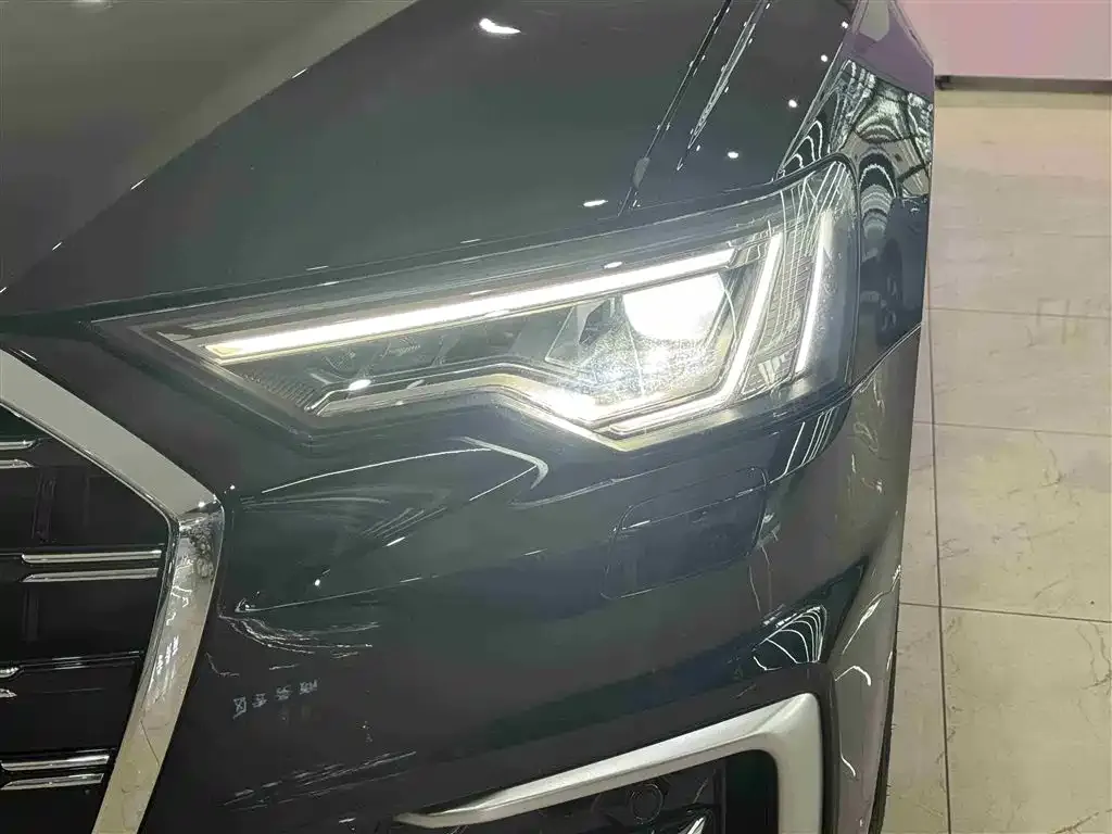 Audi A6L 2024 из CN, фото 8