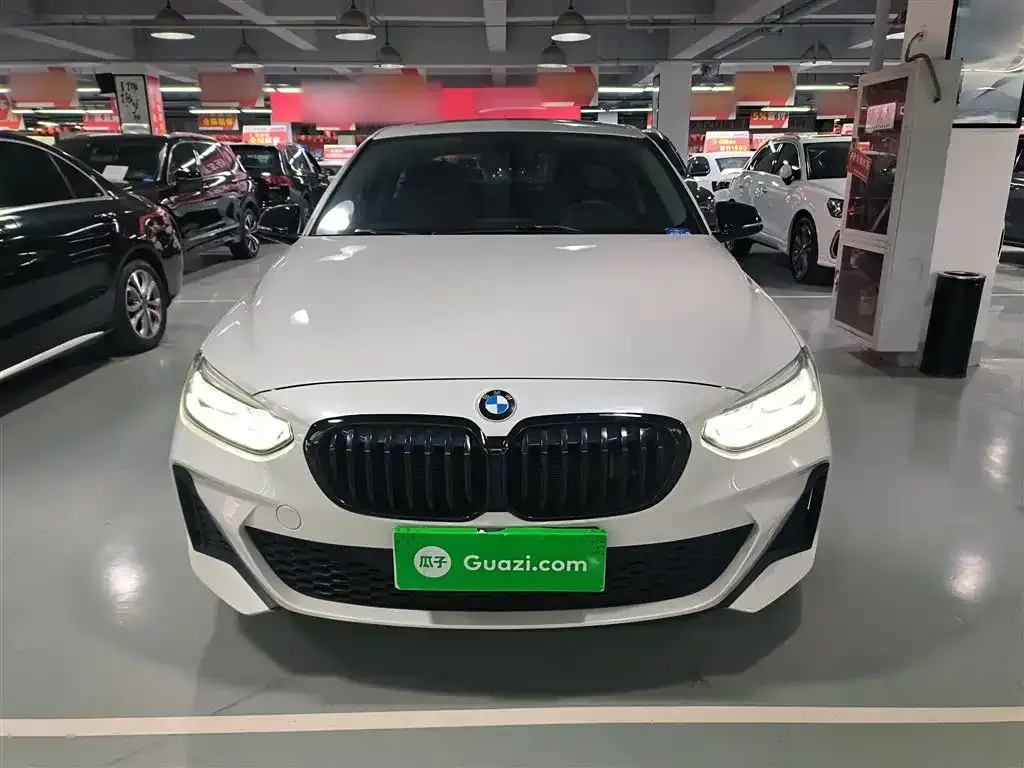 BMW 1 Series 2021 из CN, фото 3