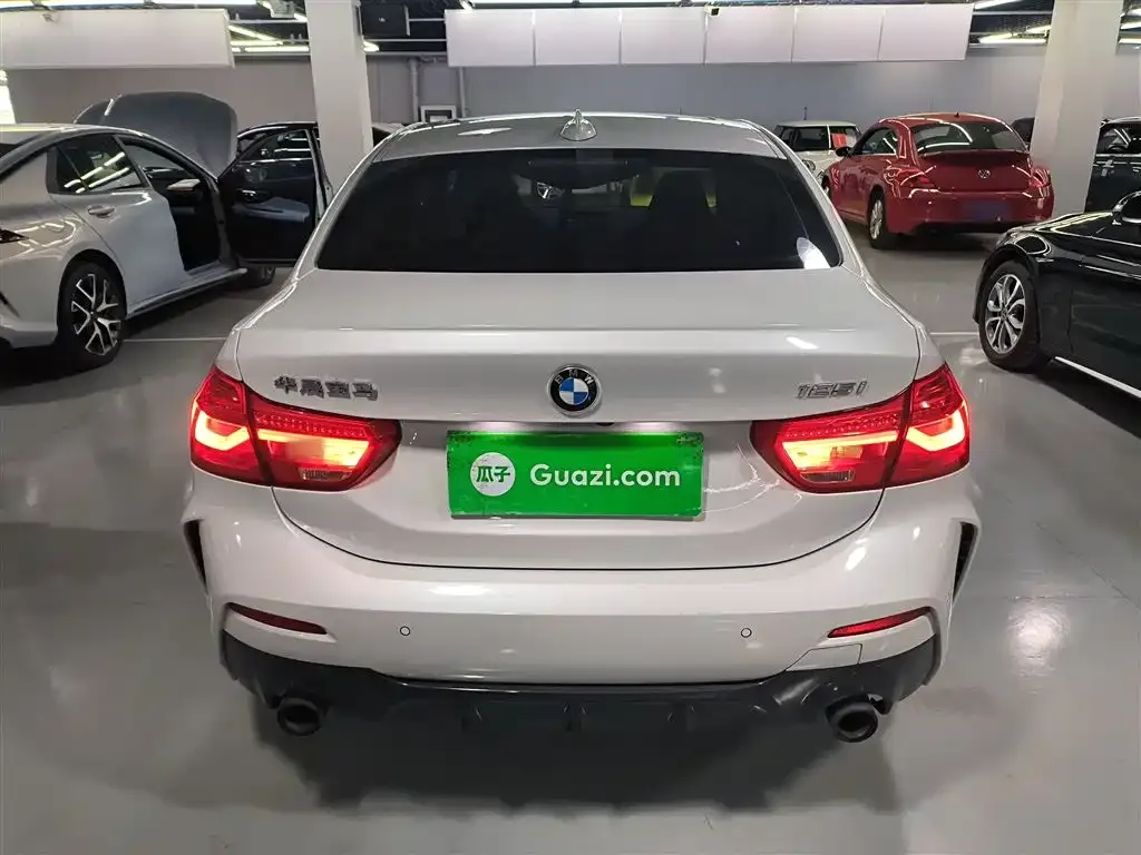 BMW 1 Series 2021 из CN, фото 6