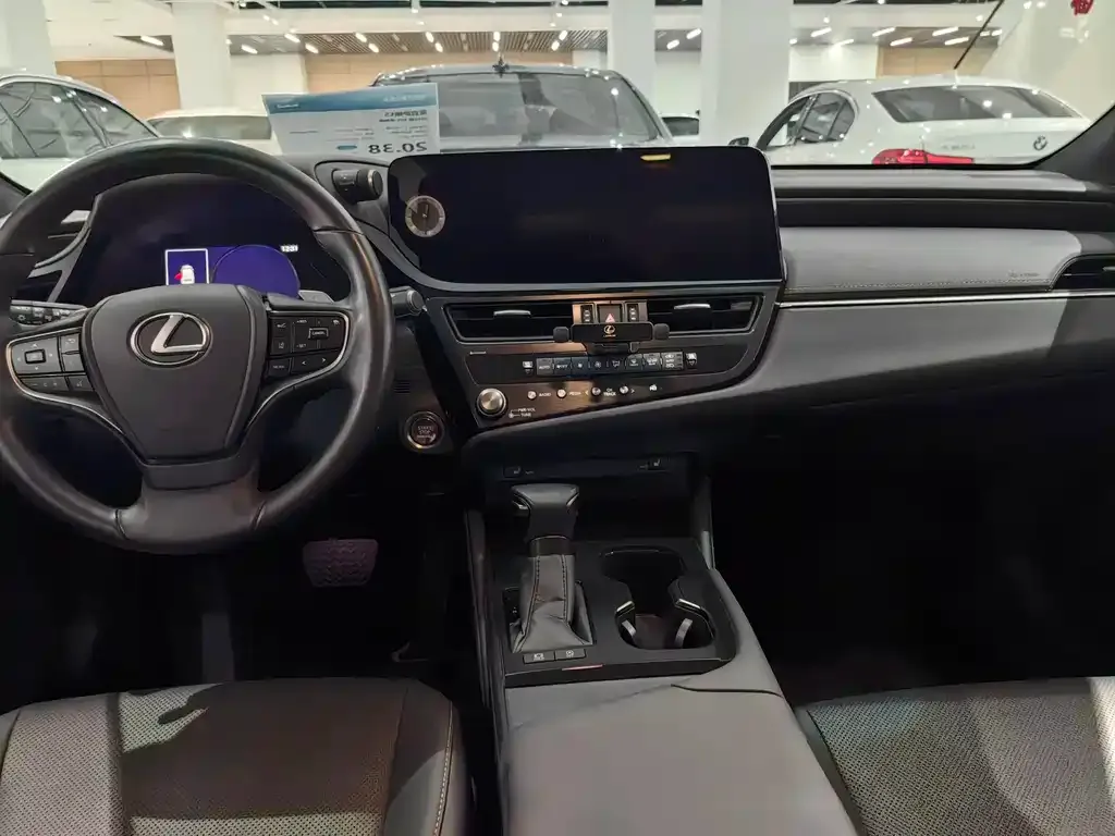 Lexus ES 2024 из CN, фото 4