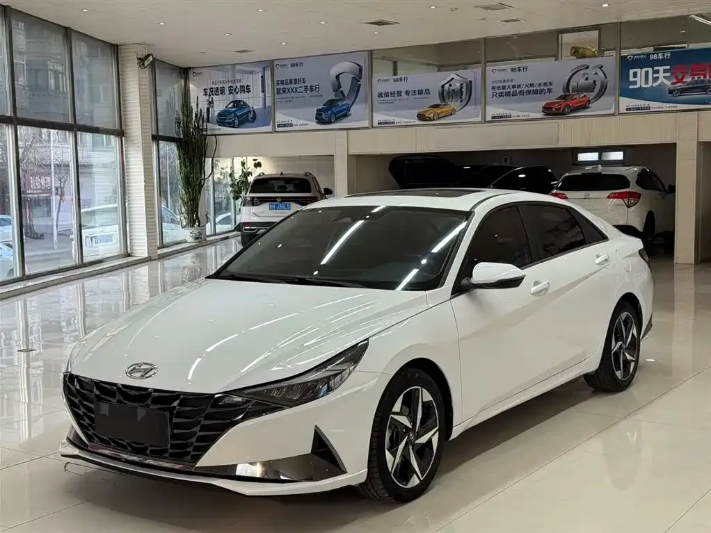 Hyundai Elantra 2021 из CN, фото 1