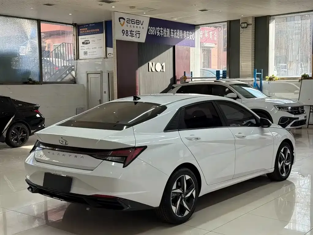 Hyundai Elantra 2021 из CN, фото 2