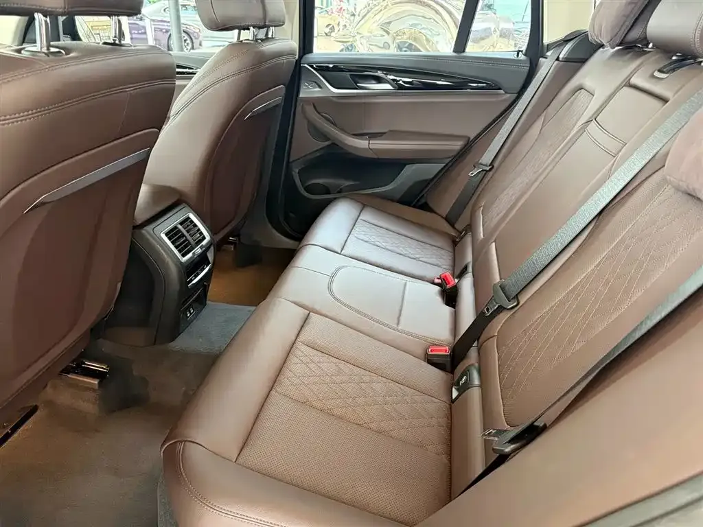 BMW X3 2024 из CN, фото 3