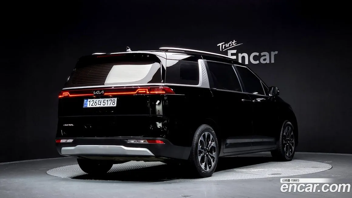Kia Carnival 2023 из KR, фото 2
