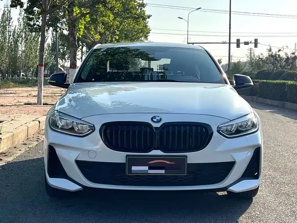 BMW 1 Series 2021 из CN, фото 8