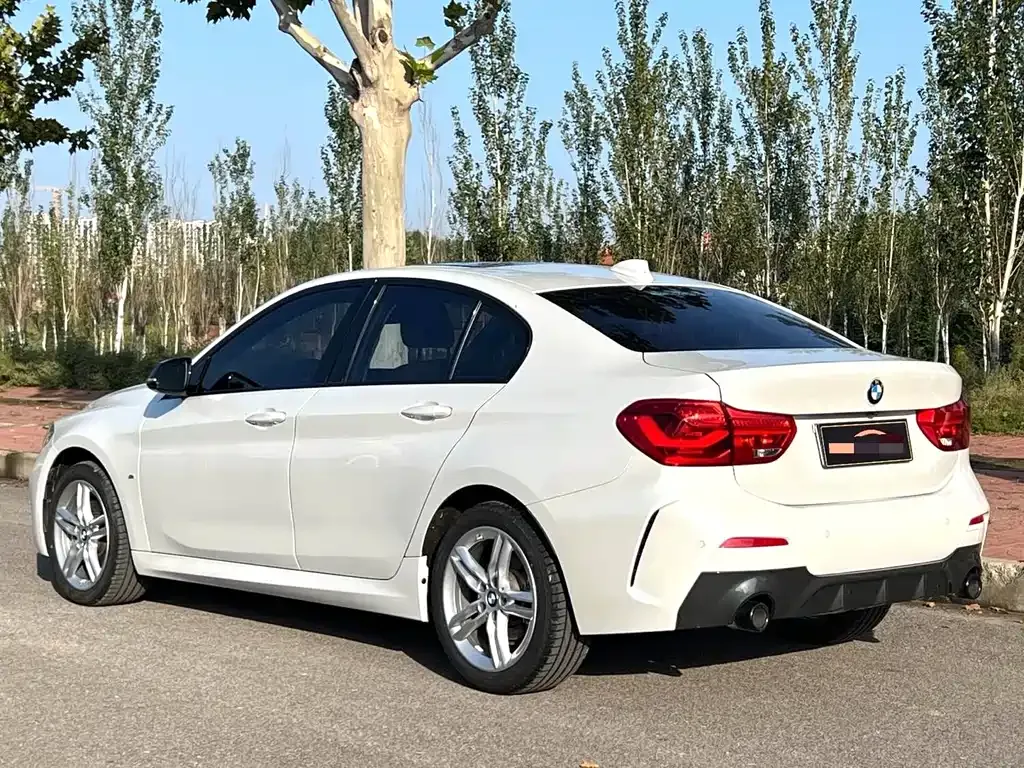 BMW 1 Series 2021 из CN, фото 4