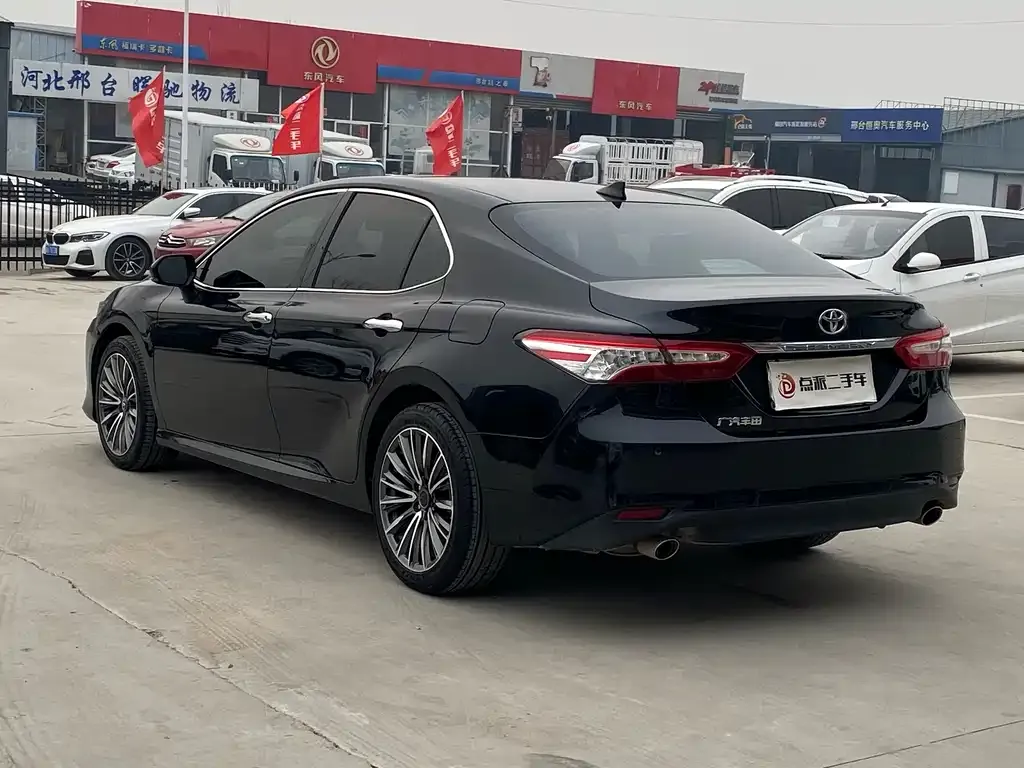 Toyota Camry 2023 из CN, фото 3