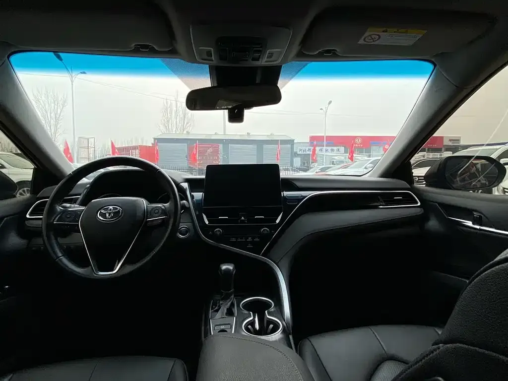 Toyota Camry 2023 из CN, фото 6