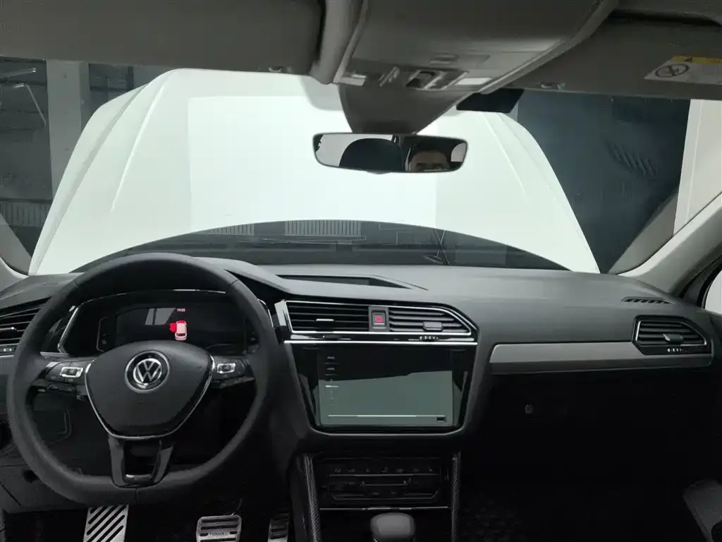 Volkswagen Tiguan L New Energy 2021 из CN, фото 10