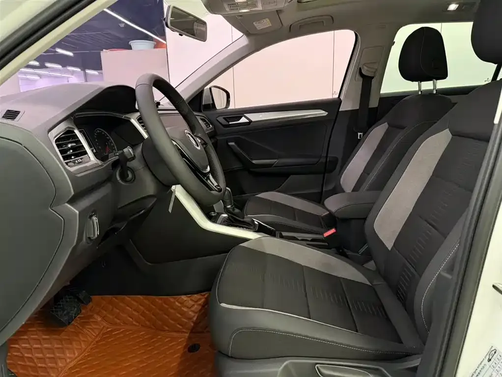 Volkswagen T-Roc 2021 из CN, фото 10