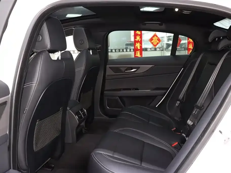 Jaguar XEL 2023 из CN, фото 3