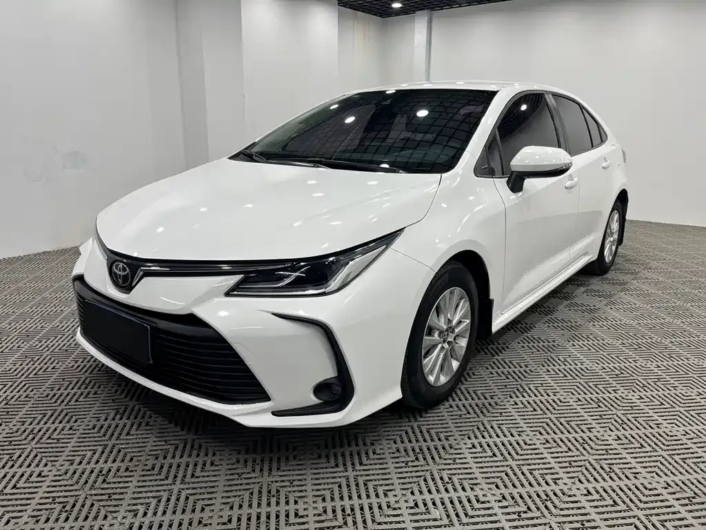 Toyota Corolla 2023 из CN, фото 5