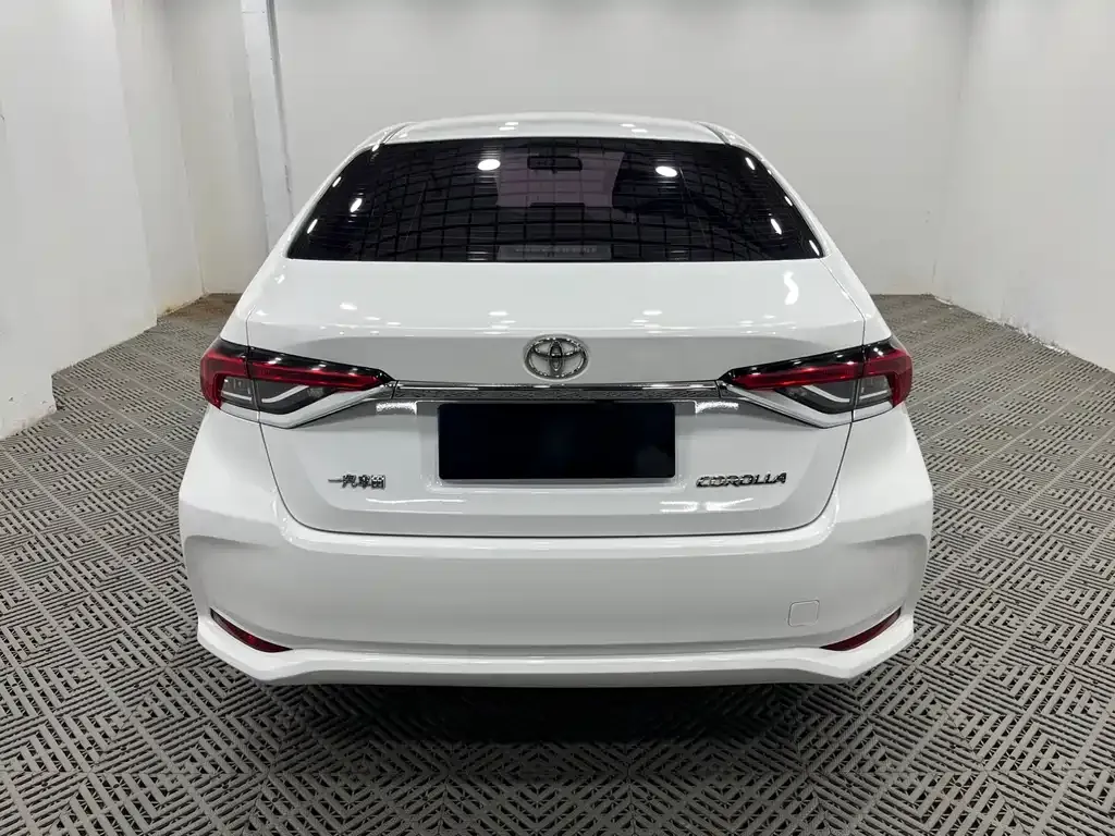 Toyota Corolla 2023 из CN, фото 7