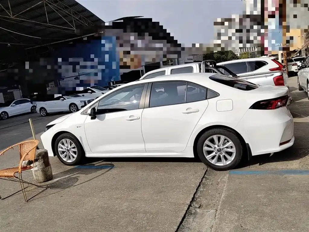 Toyota Corolla 2024 из CN, фото 9