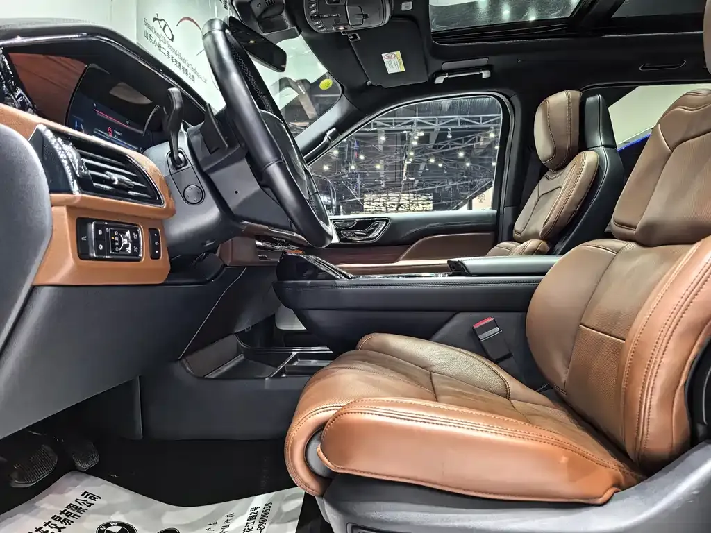 Lincoln Navigator 2024 из CN, фото 10