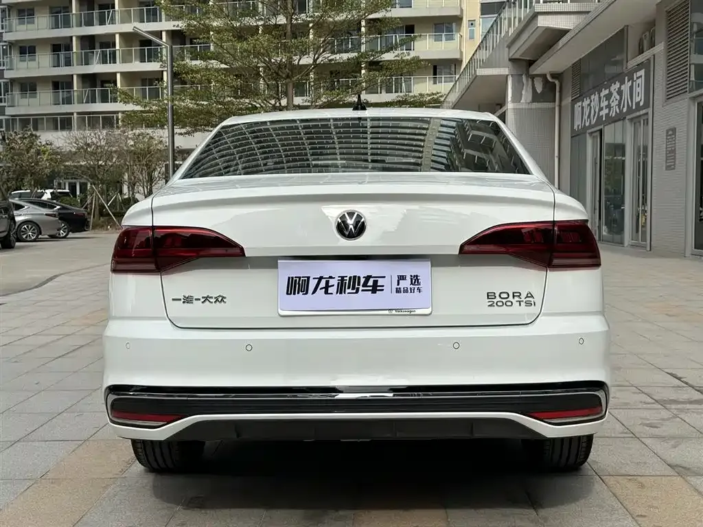 Volkswagen Bora 2024 из CN, фото 4