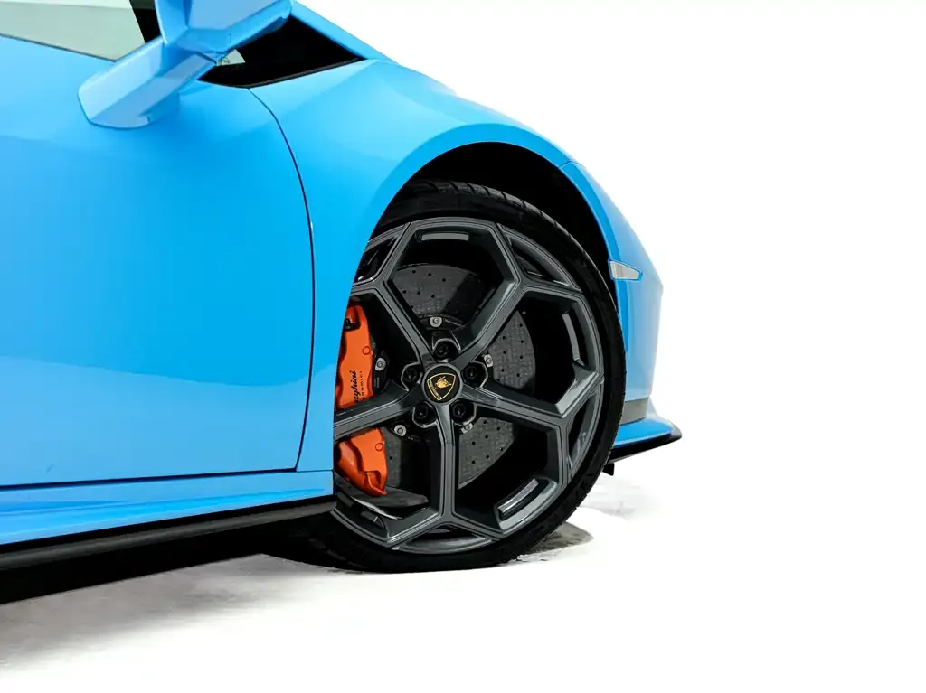 Lamborghini Huracan 2025 из CN, фото 8