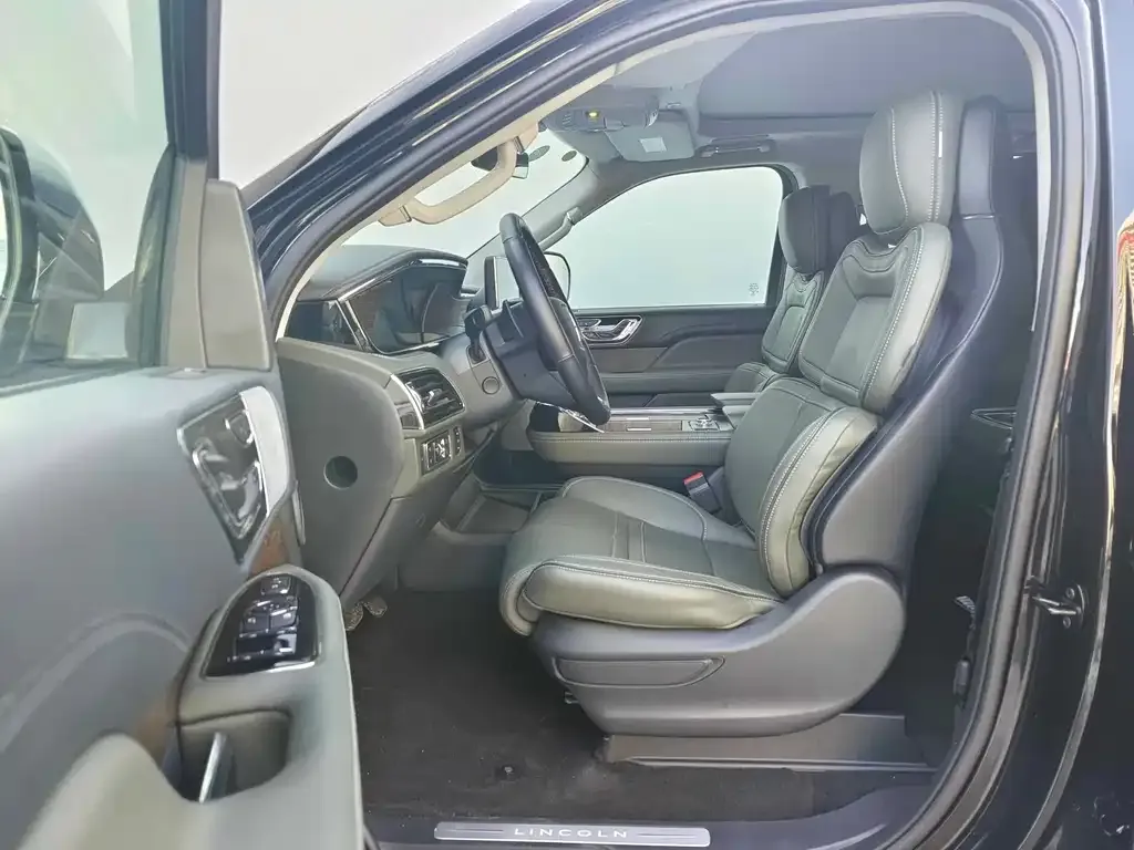 Lincoln Navigator 2026 из CN, фото 7