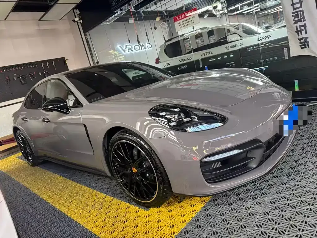 Porsche Panamera — фото 10