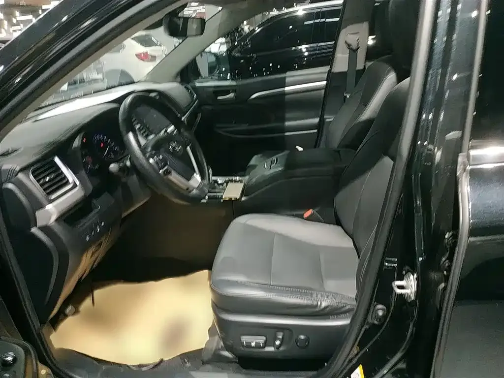 [object Object] Highlander 2021 из CN, фото 8