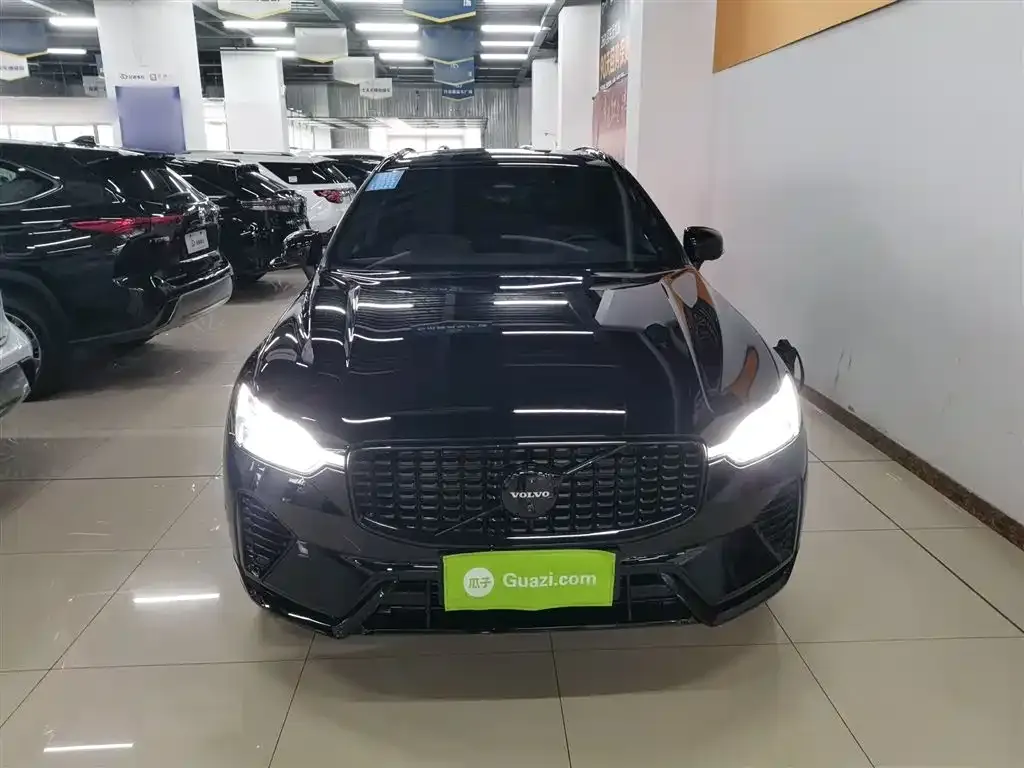 Volvo XC60 PHEV 2025 из CN, фото 4