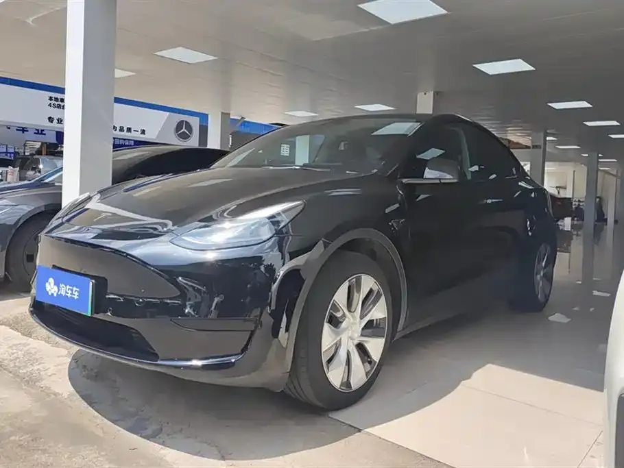 Tesla Model Y 2023 из CN, фото 1