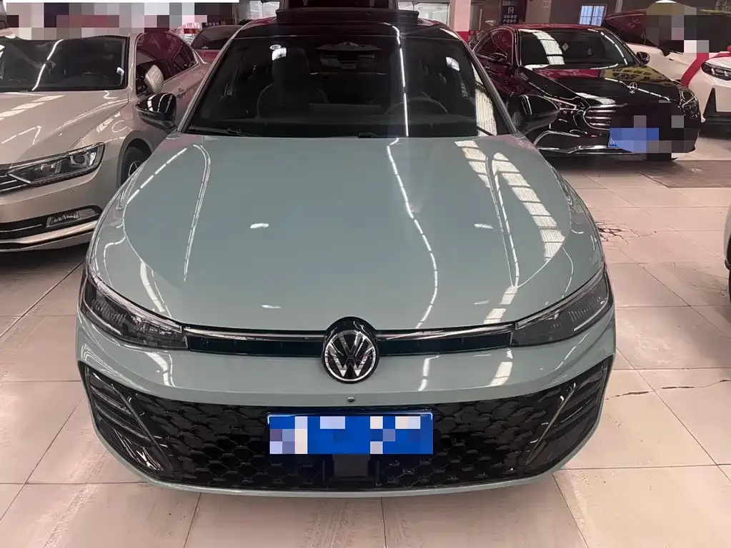 Volkswagen Passat — фото 7