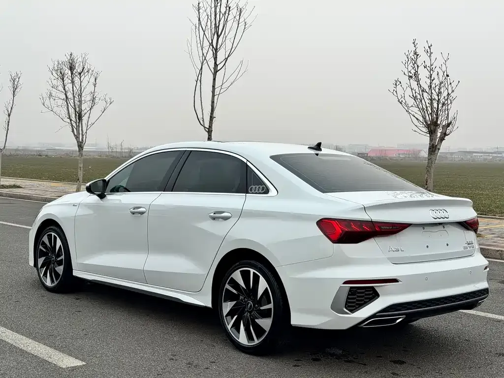 Audi A3 2023 из CN, фото 9